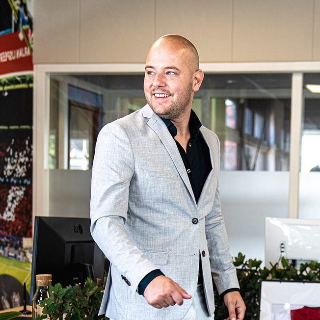 Jimmy Musters, ontwerper en reclamemaker bij Reclame Almelo